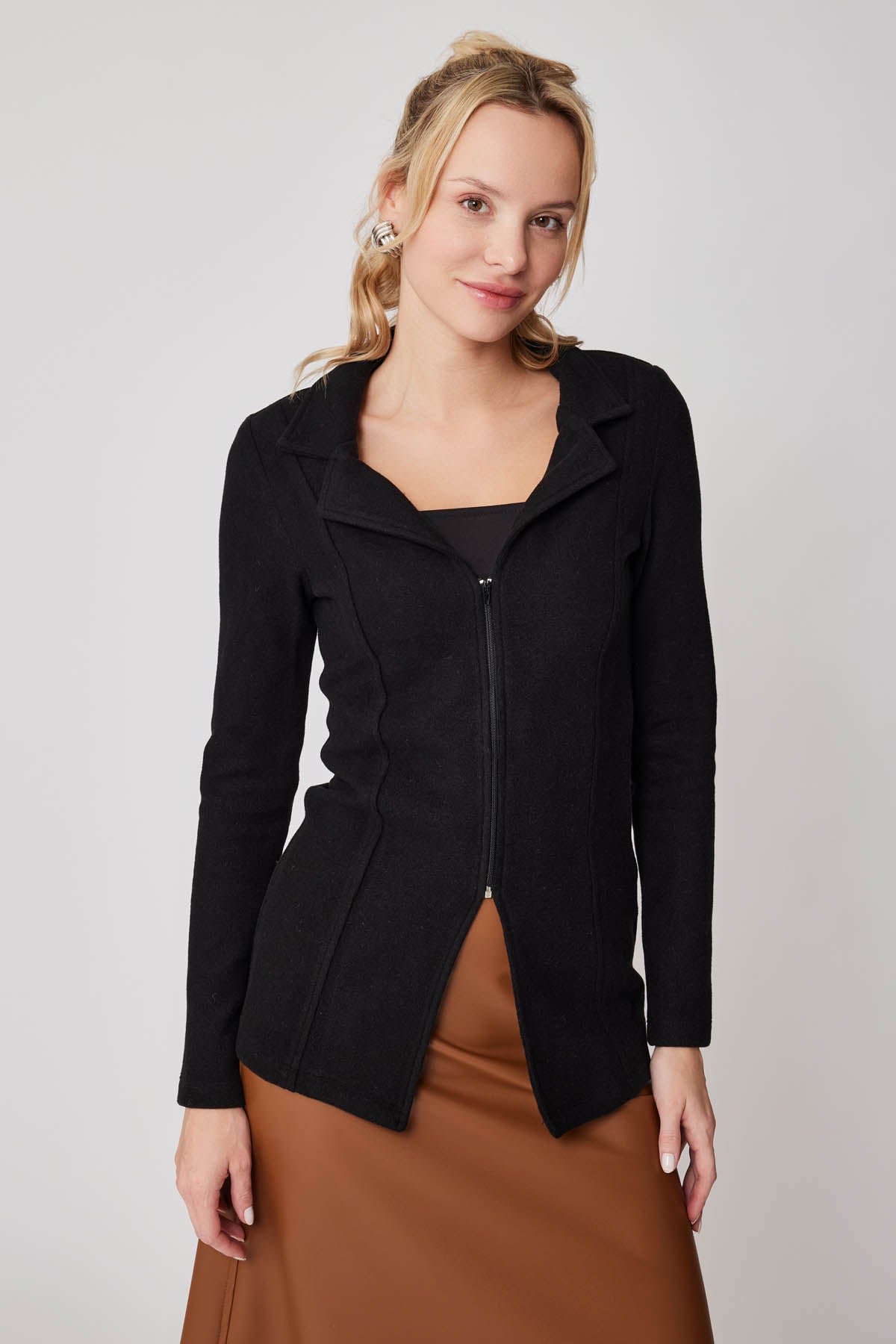 ZIPPERED JACKET