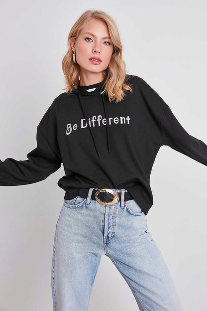 SWEATSHIRT WITH EMBROIDERY HOODIE