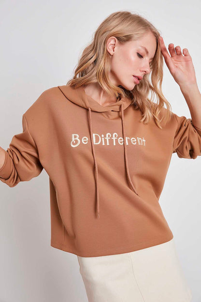 SWEATSHIRT WITH EMBROIDERY HOODIE
