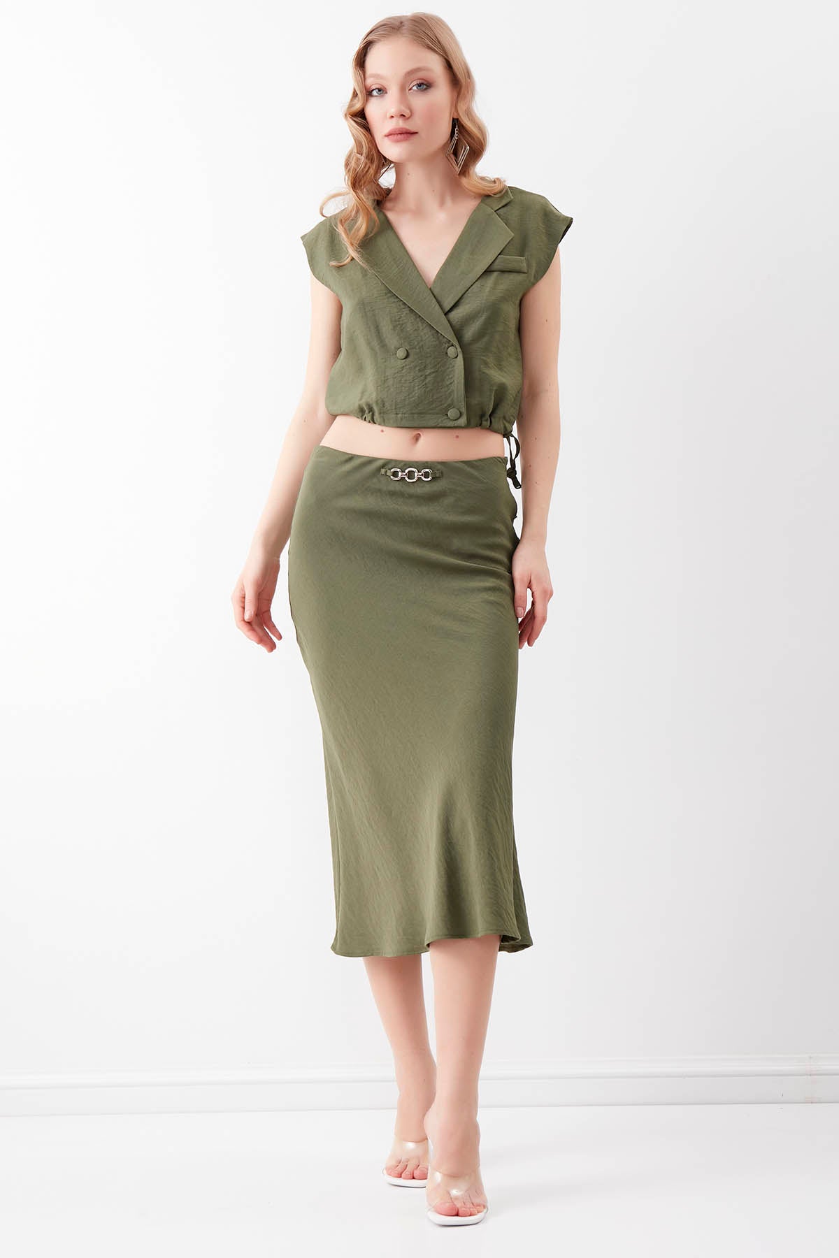 CHAIN DETAILED WAIST MIDI HEIGHT SKIRT FRONT