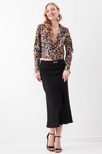 CHAIN DETAILED WAIST MIDI HEIGHT SKIRT FRONT
