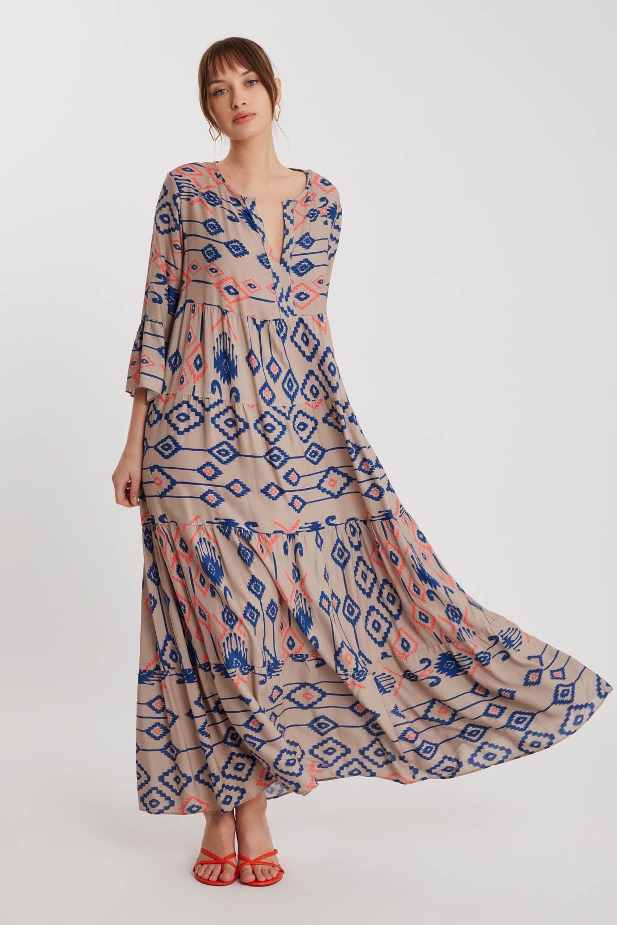 LONG DRESS WITH AUTHENTIC PATTERN SLEEVE FRILL