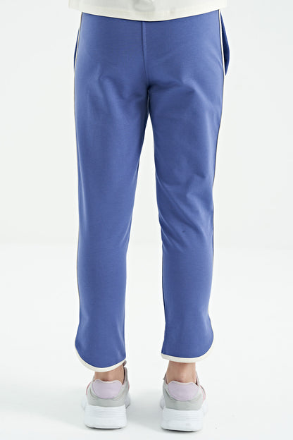 Light Purple Detailed Laced Front Panel Wide-Legged Girls' Tracksuit Bottom - 75124