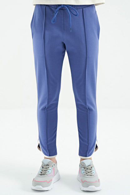 Light Purple Detailed Laced Front Panel Wide-Legged Girls' Tracksuit Bottom - 75124