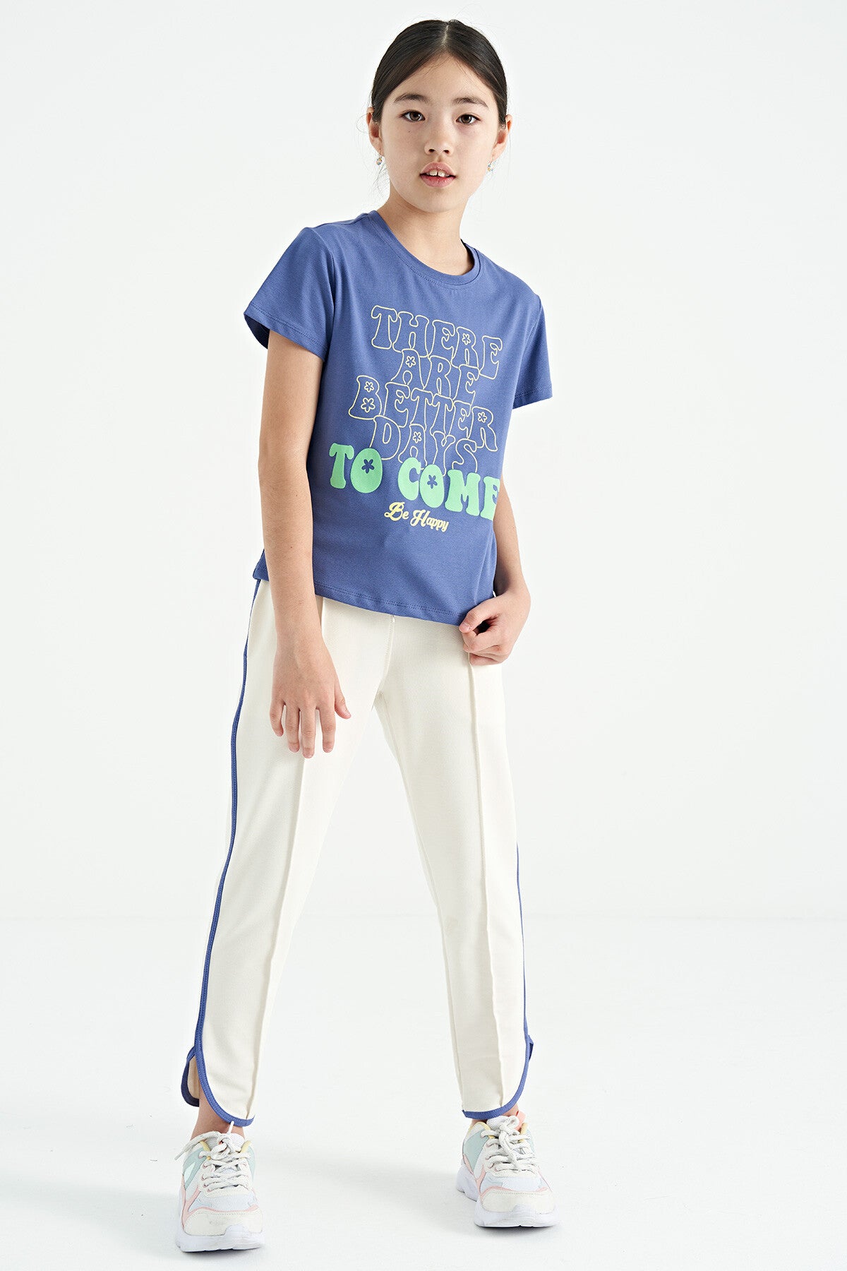 Light Purple O Collar Print Comfort Fit Short Sleeve Cropped Girls T-Shirt - 75118