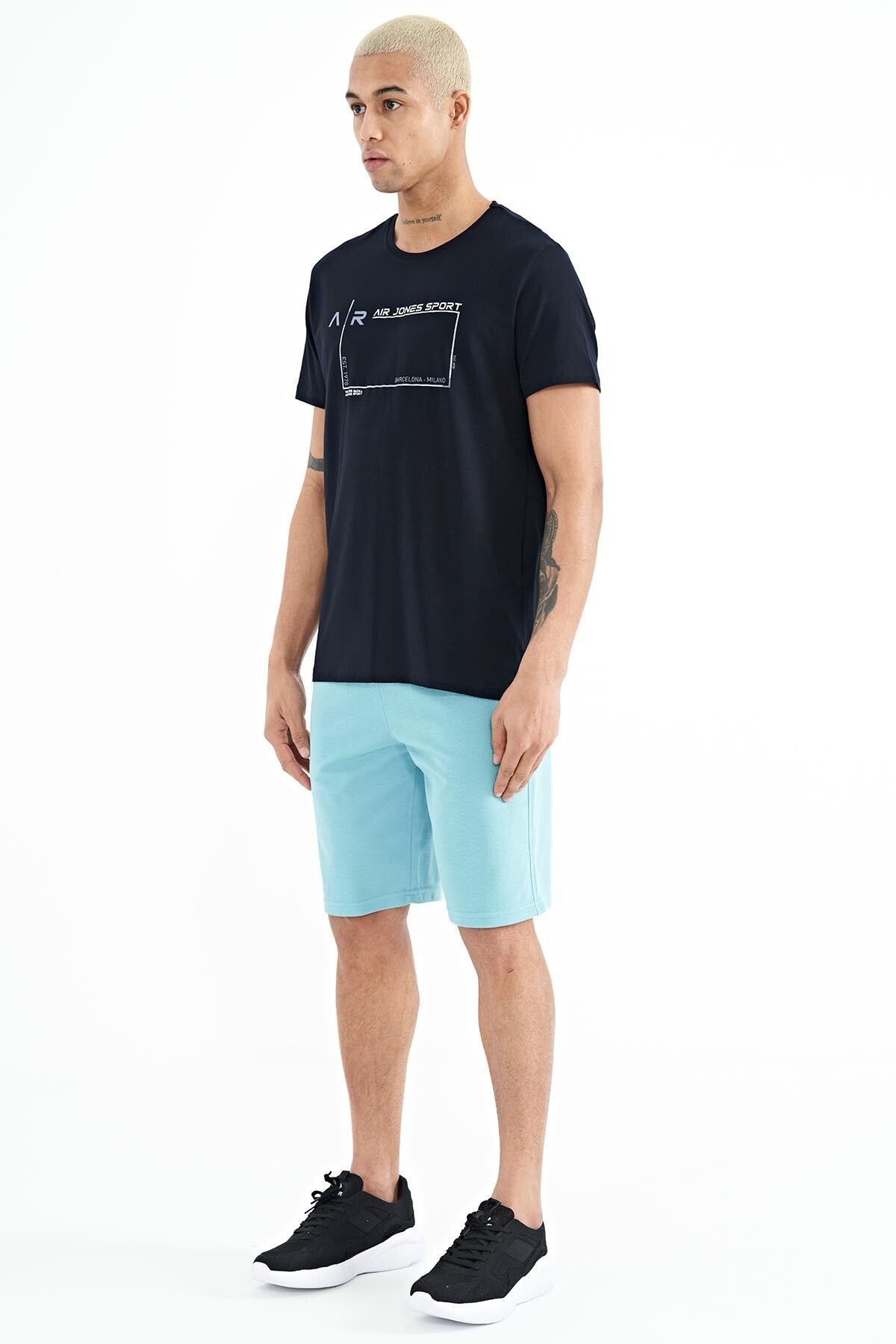 Antony Light Blue Standard Fit Men's Shorts - 81247