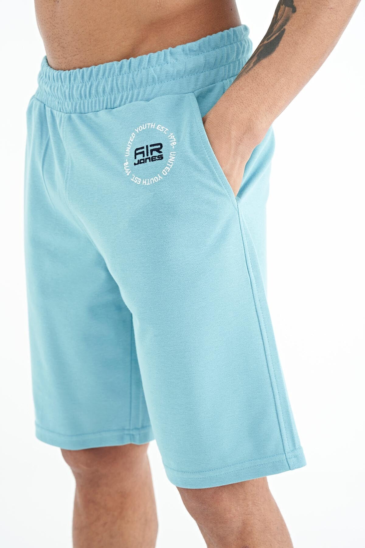 Antony Light Blue Standard Fit Men's Shorts - 81247