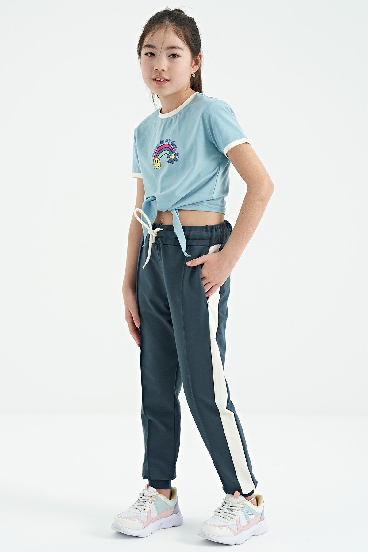 Light Blue Print Detailed O Collar Multicolor Tie Detailed Girl's T-Shirt - 75113