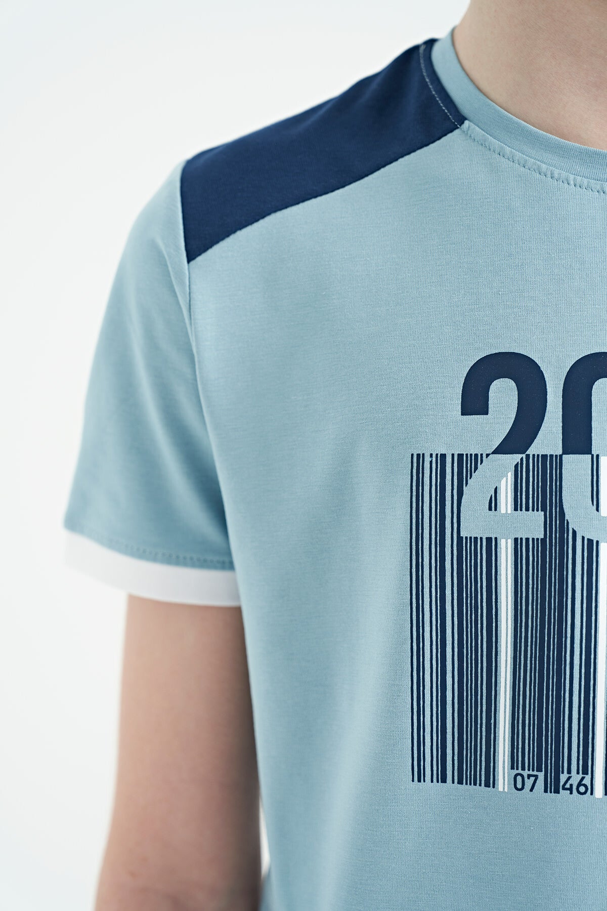 Light Blue Print Detailed O Collar Standard Fit Boys T-Shirt - 11157