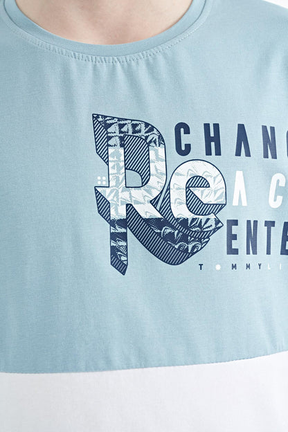 Light Blue Print Detailed Color Blocked Standard Fit O Collar Boys T-Shirt - 11107