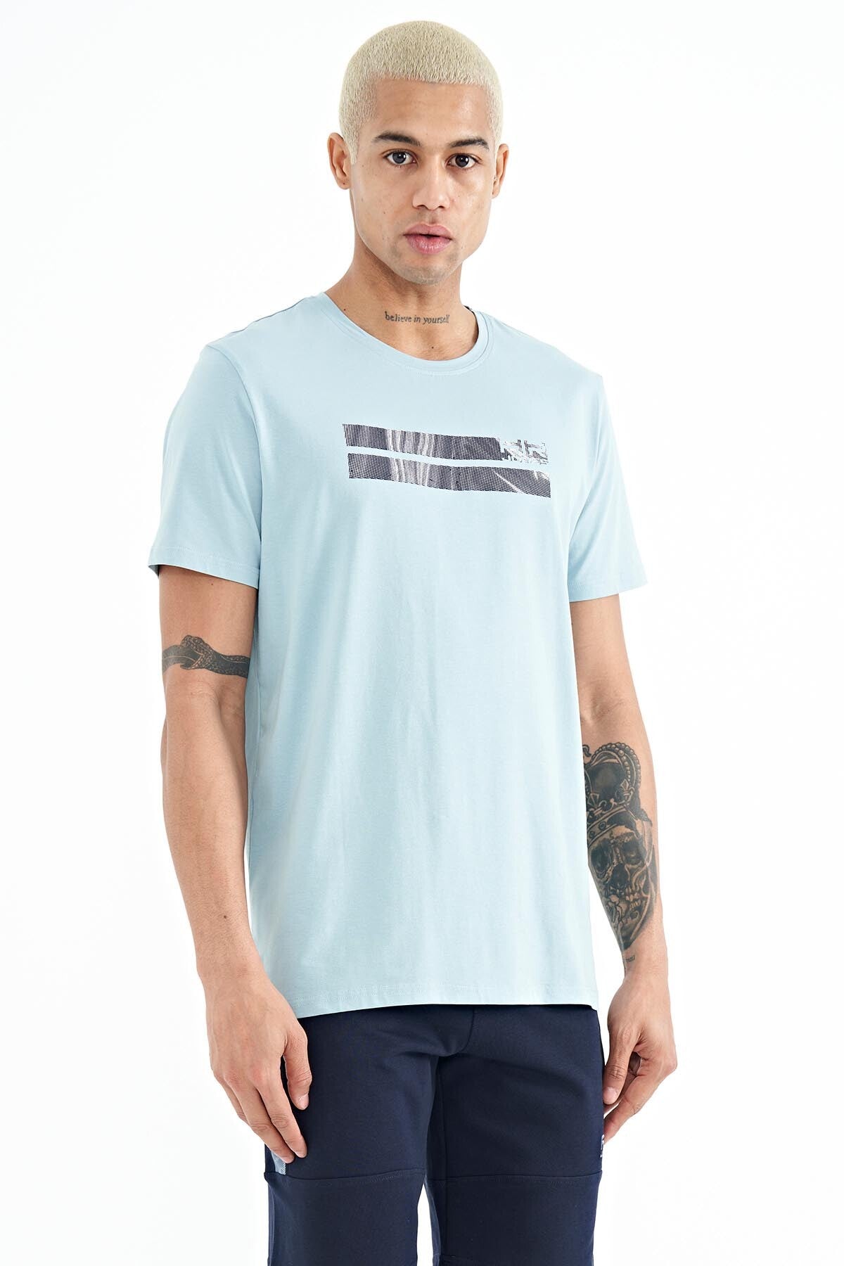 Peter Light Blue O Collar Men's T-Shirt - 88204