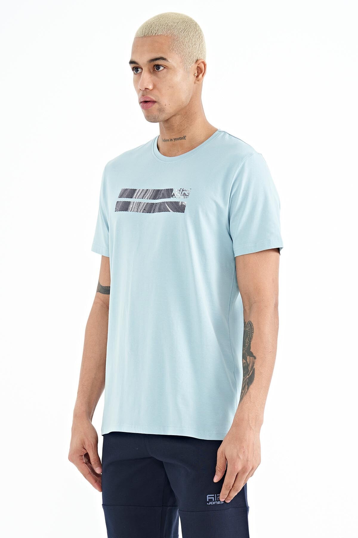 Peter Light Blue O Collar Men's T-Shirt - 88204