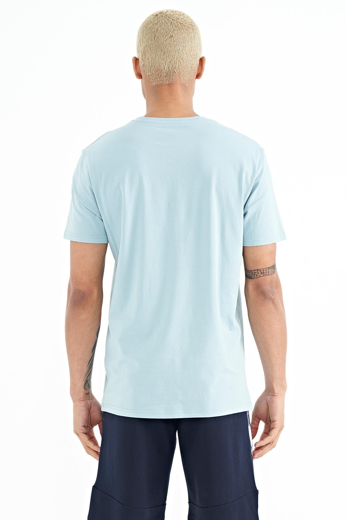Adney Light Blue O Collar Men's T-Shirt - 88230