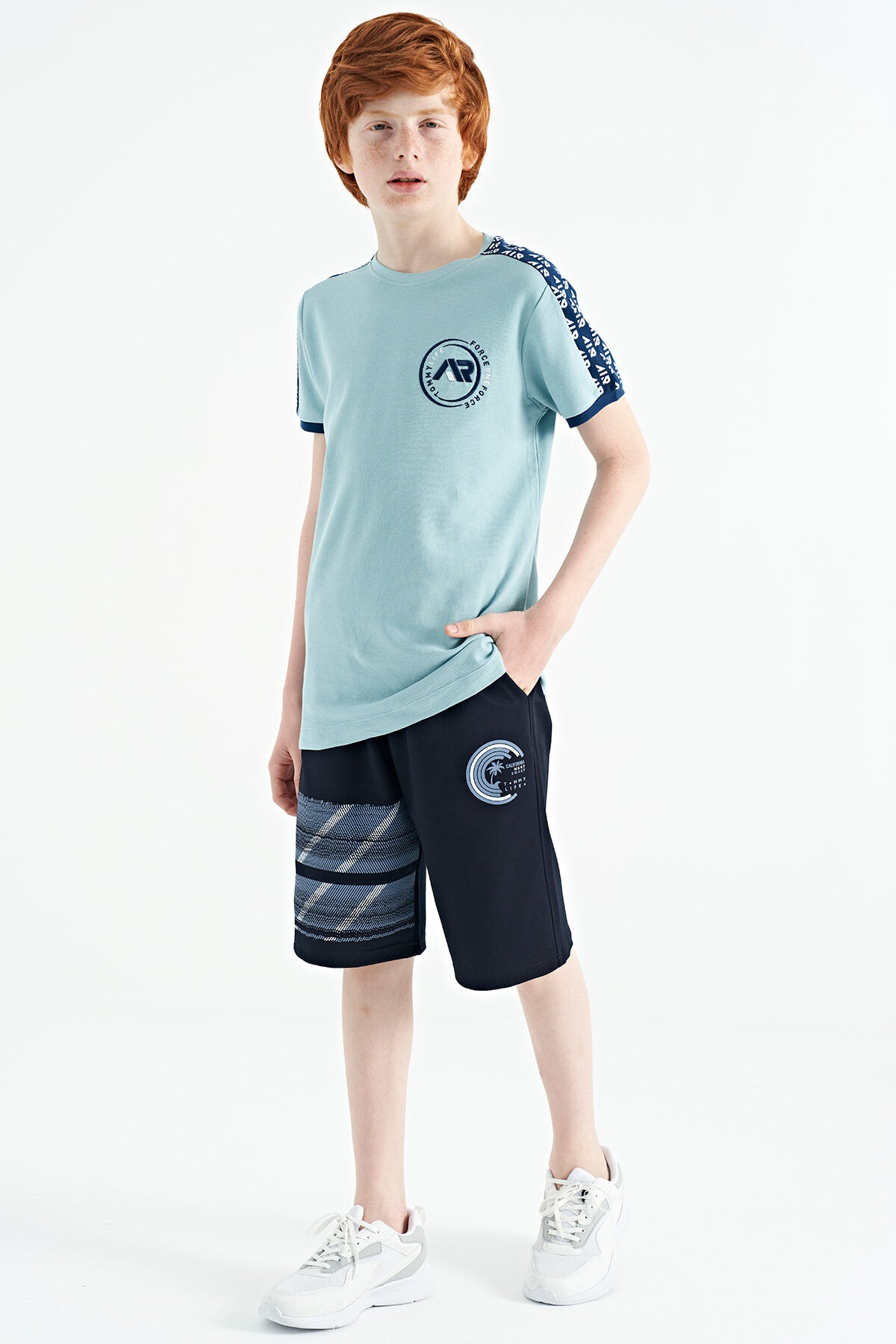 Light Blue Shoulder Print Detailed Standard Fit O Collar Boys T-Shirt - 11121