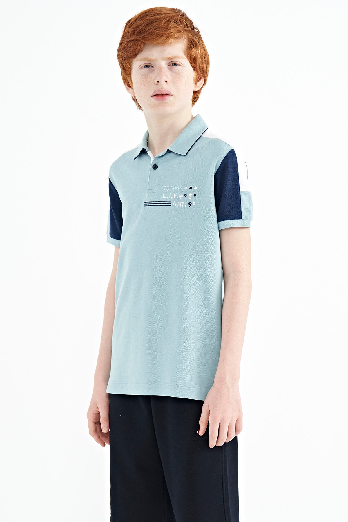 Blue Color Block Shoulder Trim Detailed Standard Fit Boys T-Shirt - 11155
