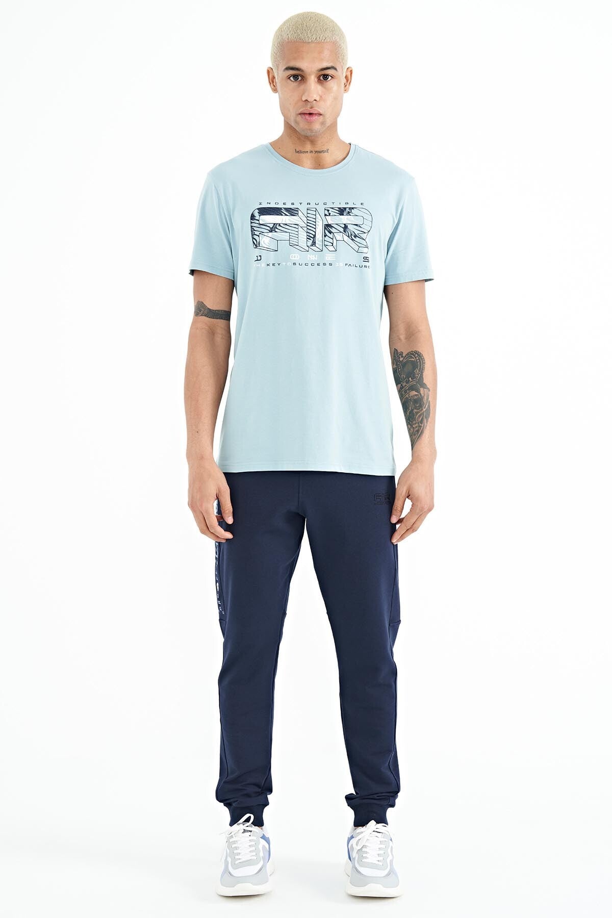 Oscar Light Blue Standard Fit Men's T-Shirt - 88226