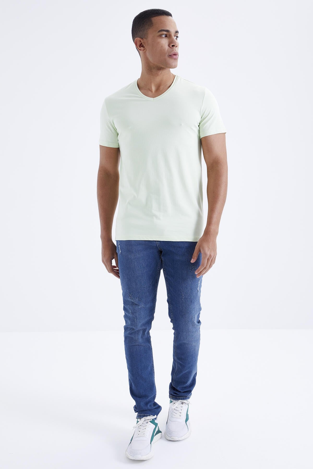 Light Green Basic Short Sleeve Standard Fit V Neck Men's T-Shirt - 87912