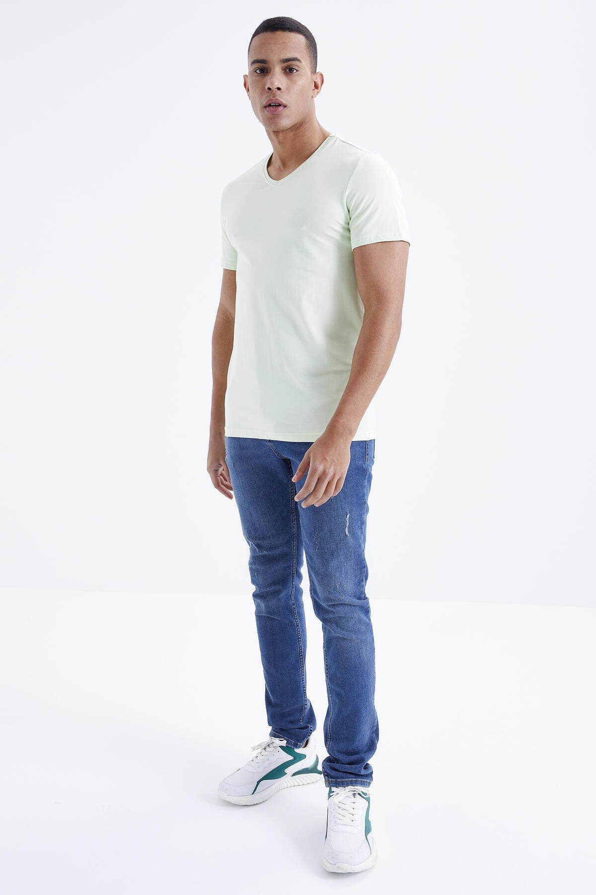 Light Green Basic Short Sleeve Standard Fit V Neck Men's T-Shirt - 87912