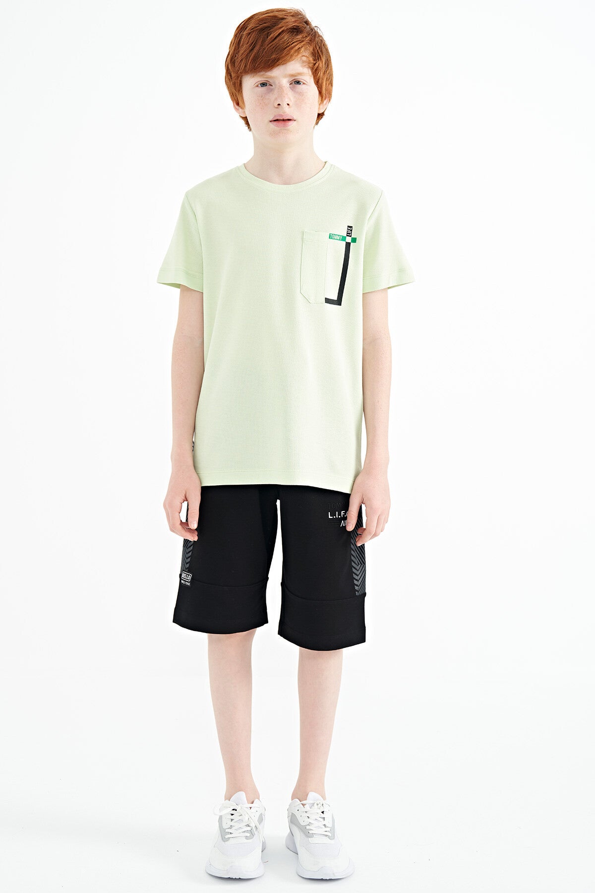 Light Green Pocket Detailed O Collar Standard Fit Boys T-Shirt - 11120