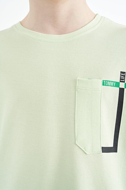 Light Green Pocket Detailed O Collar Standard Fit Boys T-Shirt - 11120