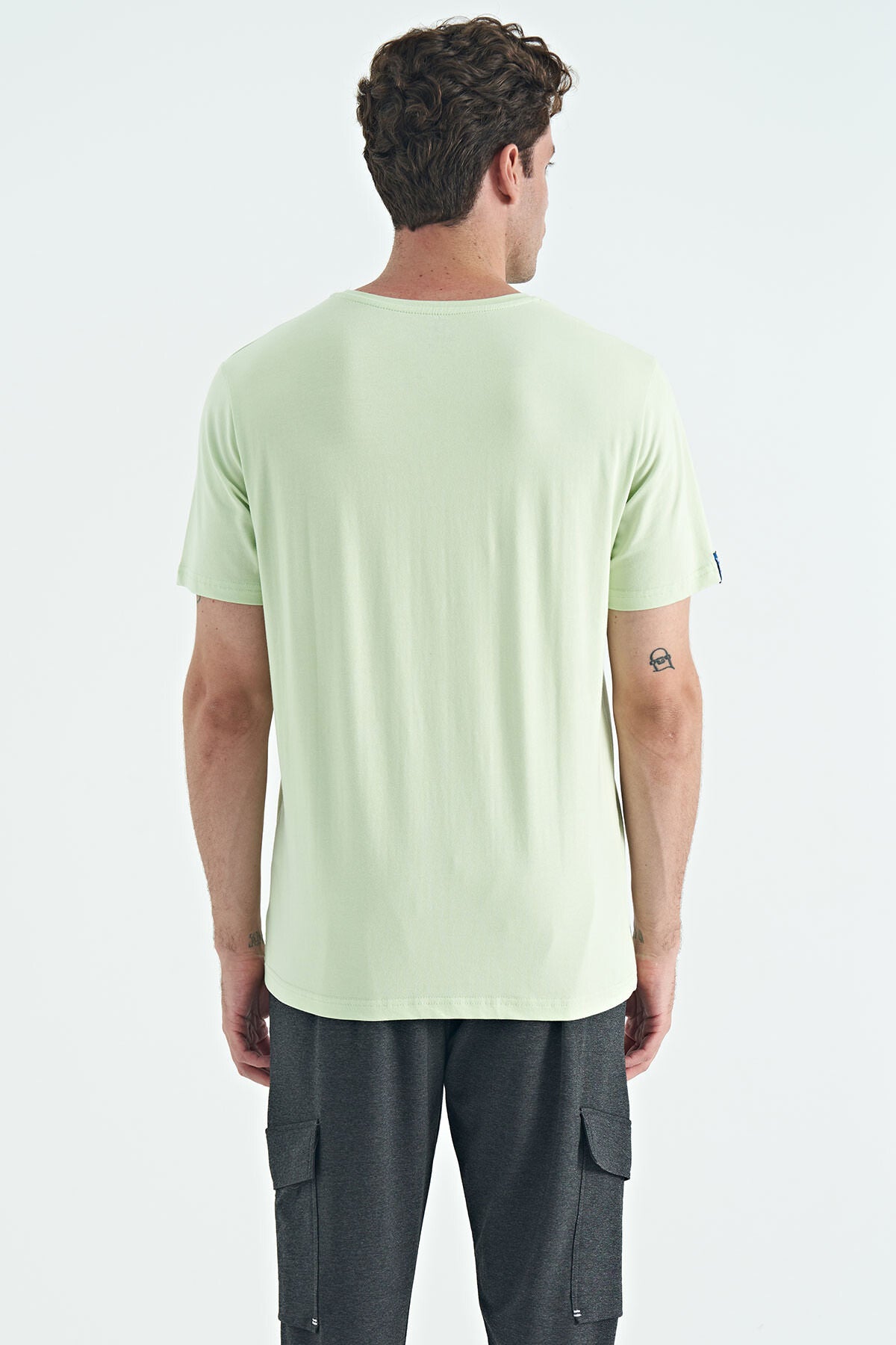 Light Green Men's Basic Short Sleeve Regular Fit O Neck T-shirt - 87911
