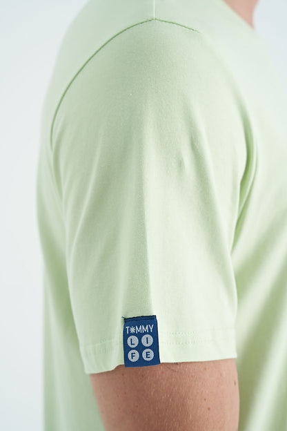 Light Green Men's Basic Short Sleeve Regular Fit O Neck T-shirt - 87911