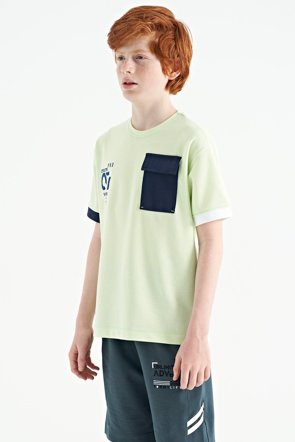 Light Green O Collar Oversize Pocket Detailed Boys' T-Shirt - 11152