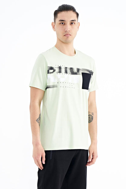 Light Green Front Detailed Printed Standard Fit Men's T-shirt - 88200