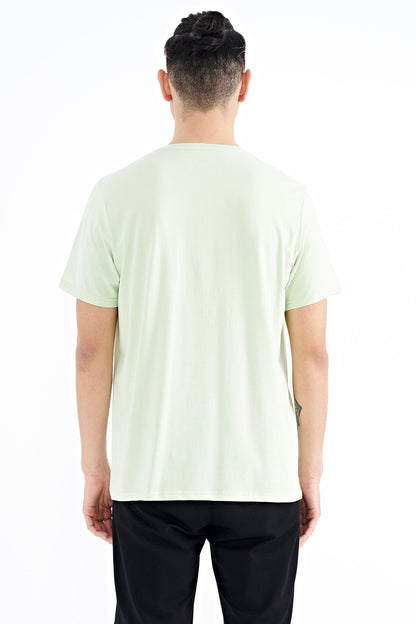 Light Green Front Detailed Printed Standard Fit Men's T-shirt - 88200