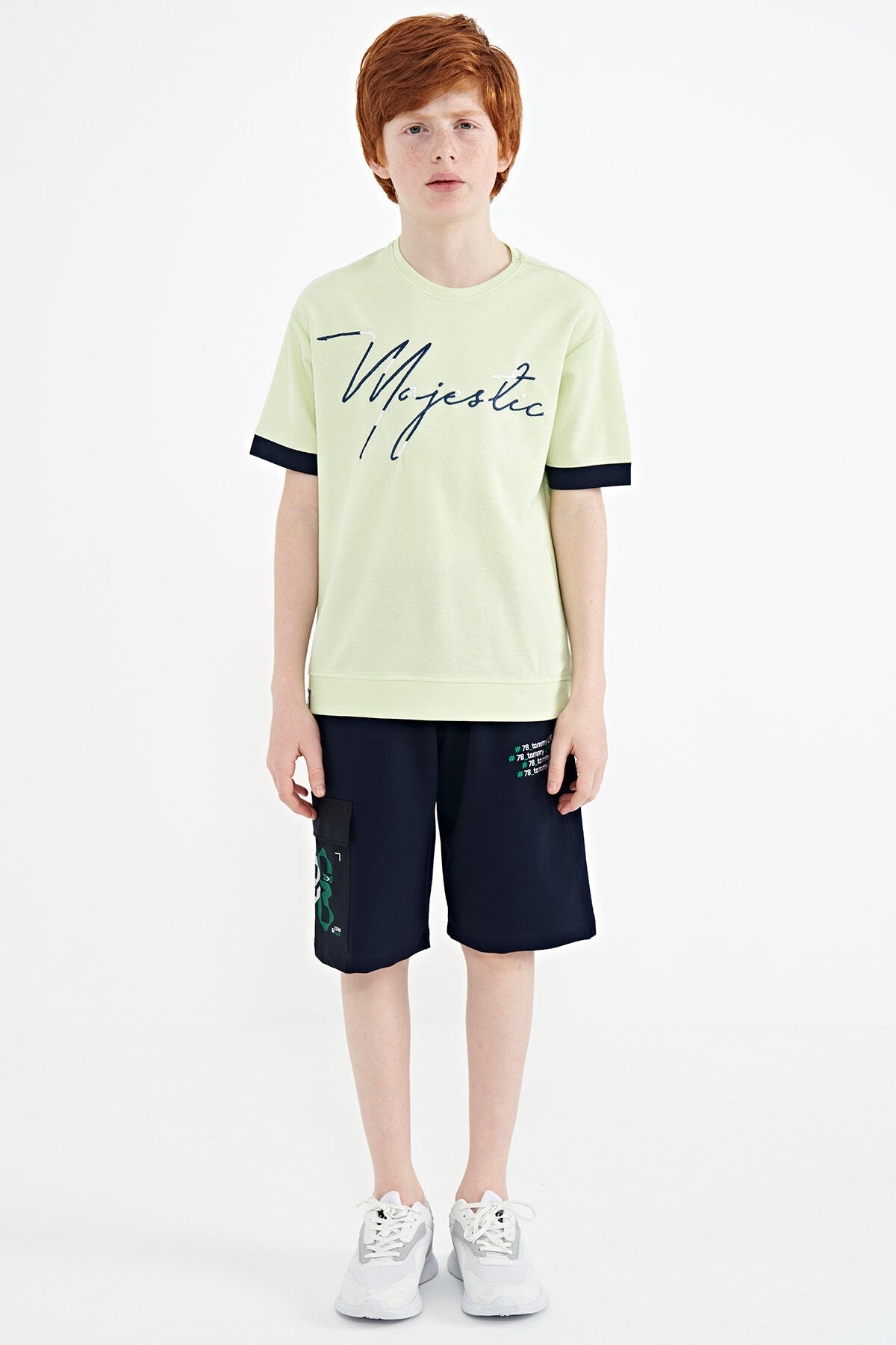 Light Green Front Text Embroidered O Collar Oversize Boys T-Shirt - 11147