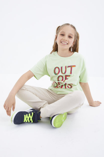 Light Green Oversize Printed O Collar Drop Shoulder Girl's T-Shirt - 75028