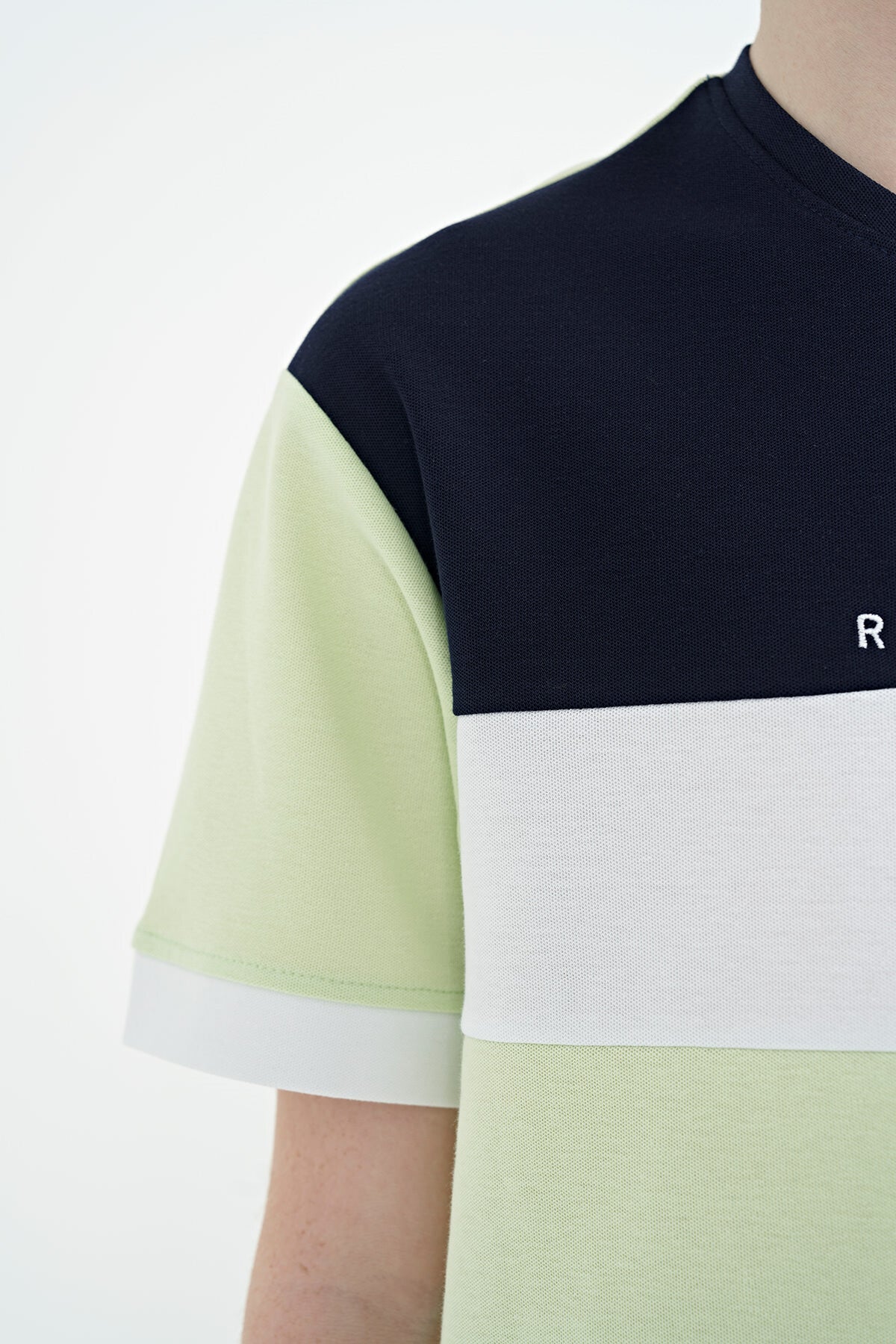 Light Green Color Gradient Embroidered Oversize Boys' T-Shirt - 11159