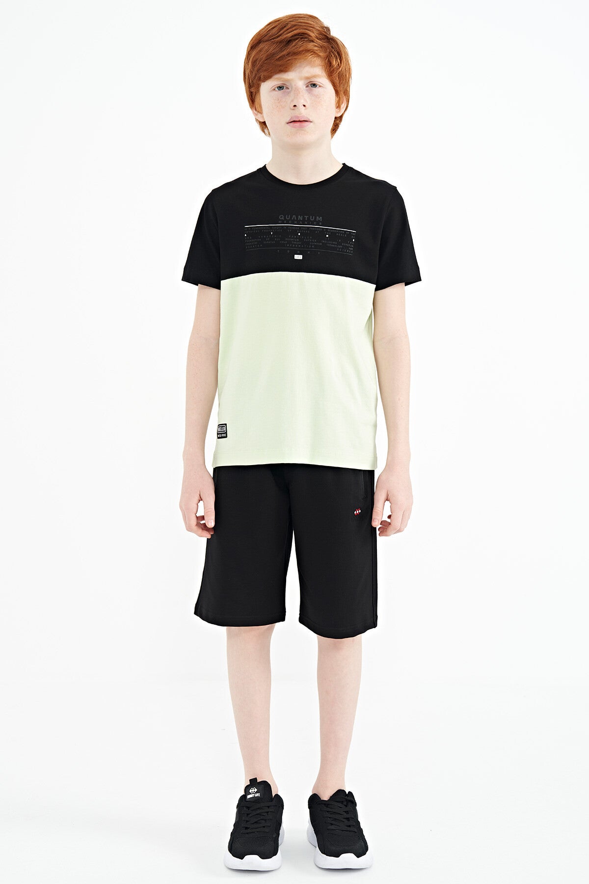 Light Green Printed Color Block Standard Fit O Collar Boys' T-Shirt - 11134