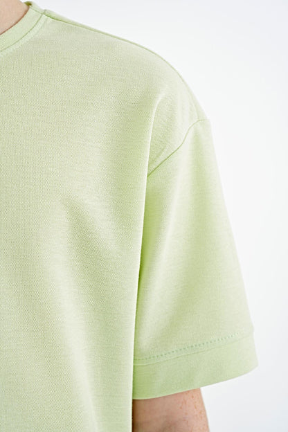 Light Green Embroidered O Collar Oversize Boys T-Shirt - 11146