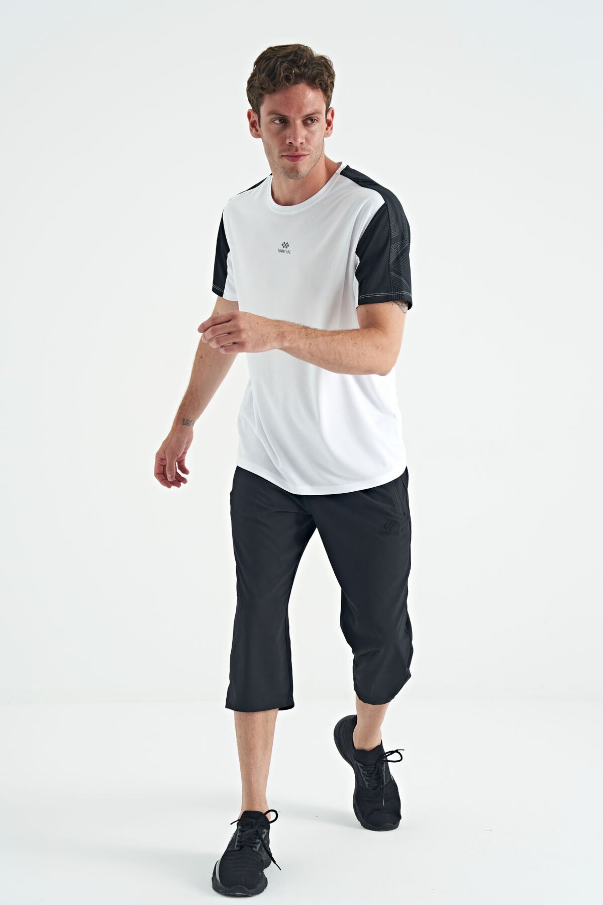 Anthracite Laced Standard Mold Zip Pocket Active Sports Men's Capri - 83096