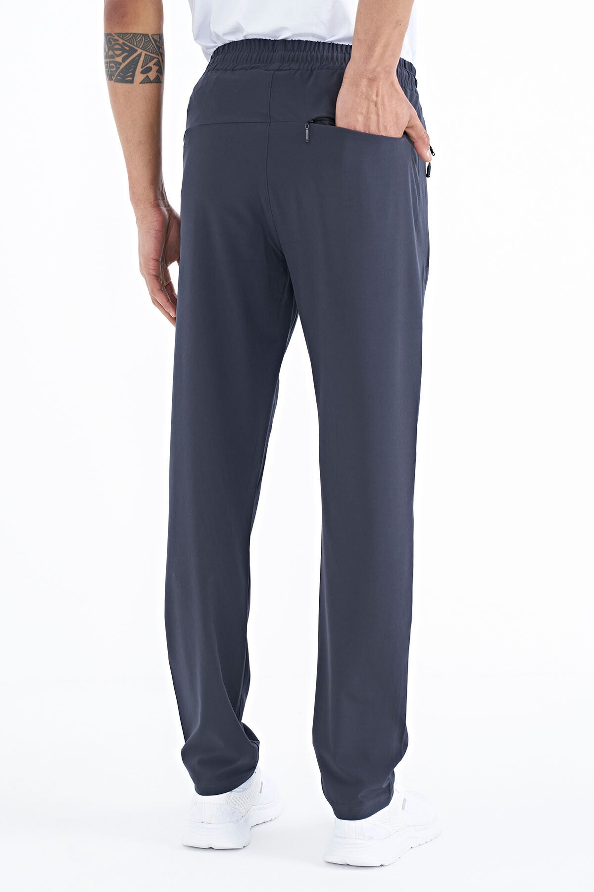 Anthracite Men's Zippered Three-Pocket Standard Fit Classic Hem Tracksuit Bottom - 84768