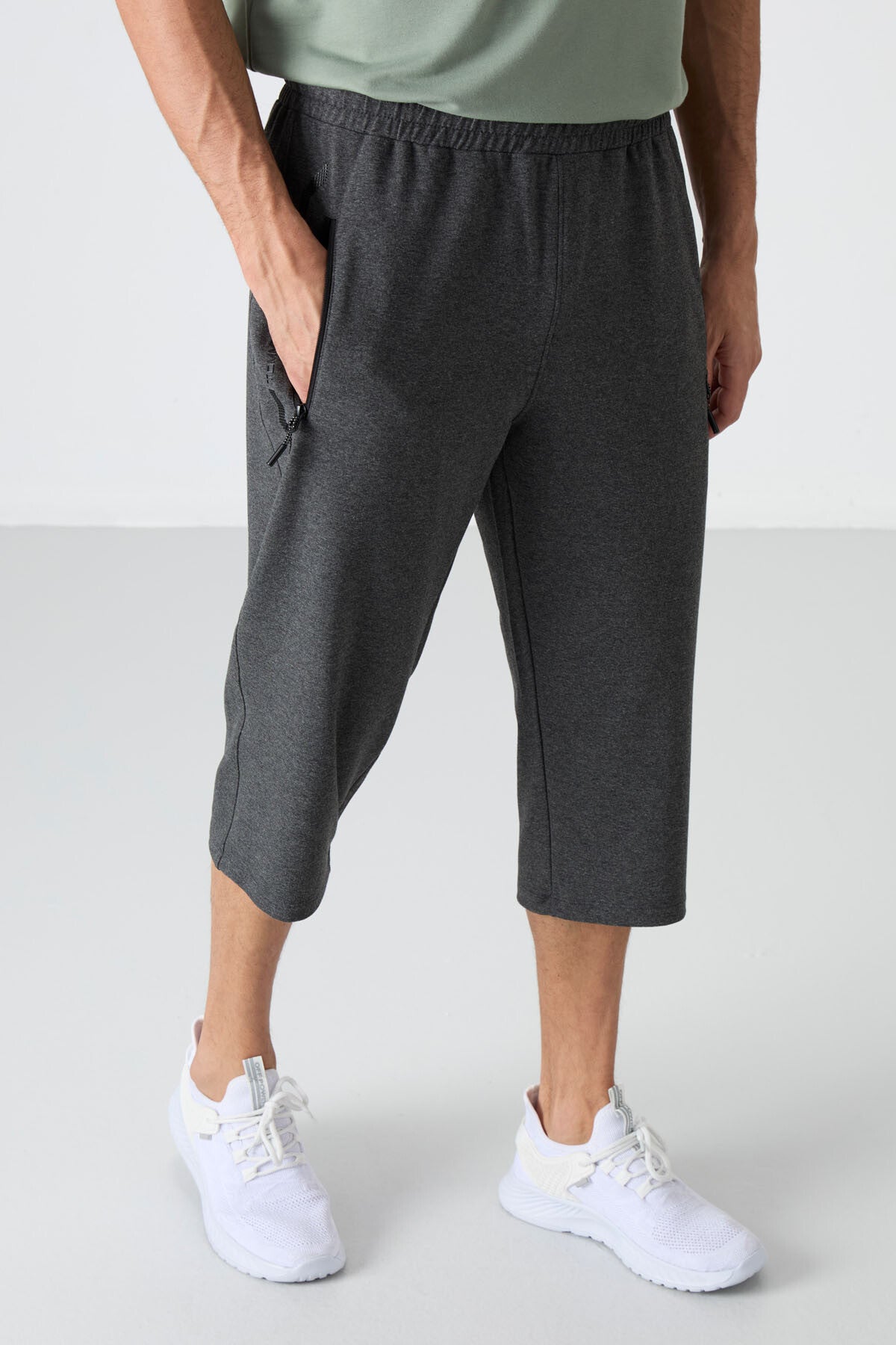 Anthracite Melange Zippered Standard Fit Classic Hem Men's Capri - 83091