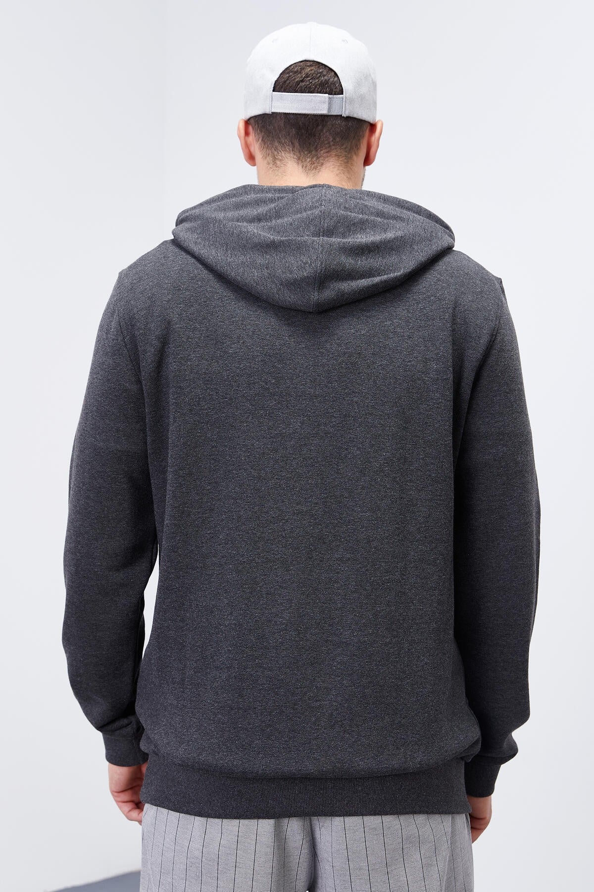 Kangaroo Zip Standard Fit Hooded Men's Sweatshirt - 87872