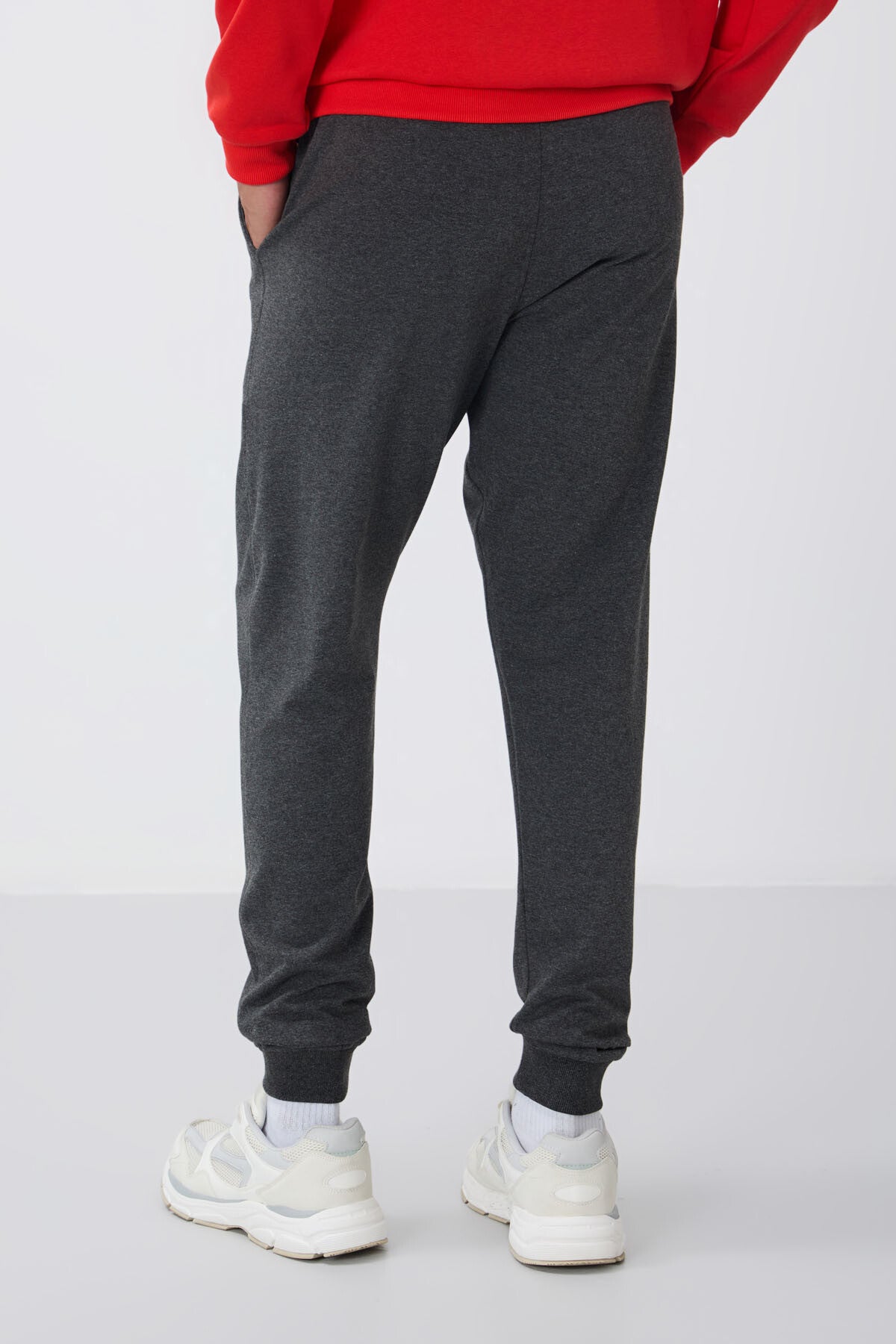 Anthracite Melange Classic Zippy Standard Fit Cuffed Men's Tracksuit Bottom - 84652
