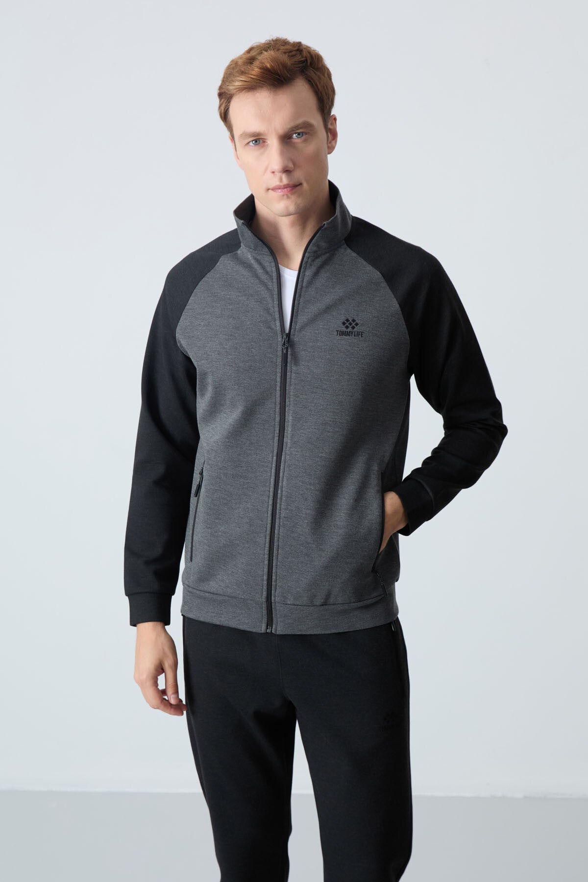 Anthracite - Black  
High Collar Dual Color Comfort Fit Classic Hem Men's Tracksuit Set - 85113