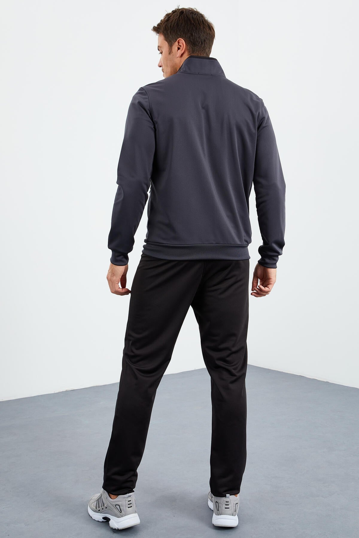 Anthracite - Black High Collar Zippered Standard Fit Classic Cuff Men's Tracksuit Set - 85162