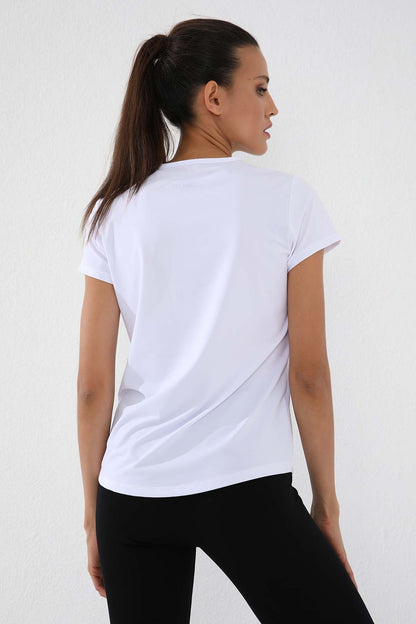 White Basic Short Sleeve Standard Fit O Collar Women's T-Shirt - 97144