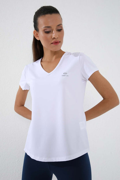 White Basic Short Sleeve Standard Fit V Neck Women's T-Shirt - 97145