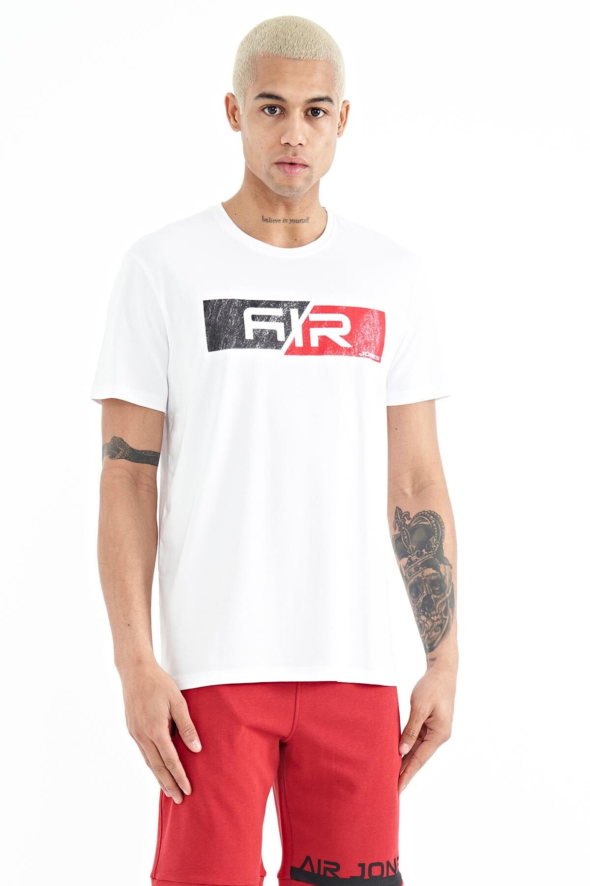 Casey White Standard Fit Men's T-Shirt - 88205