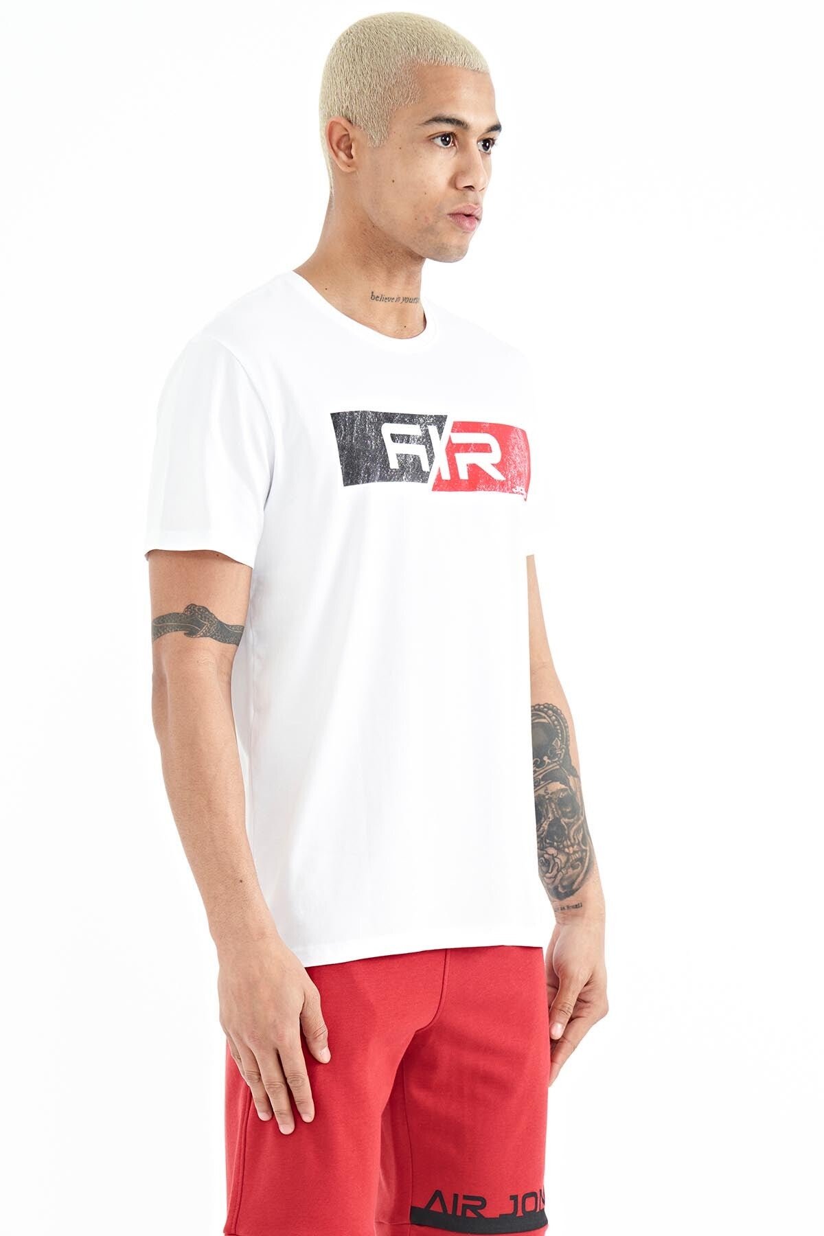Casey White Standard Fit Men's T-Shirt - 88205
