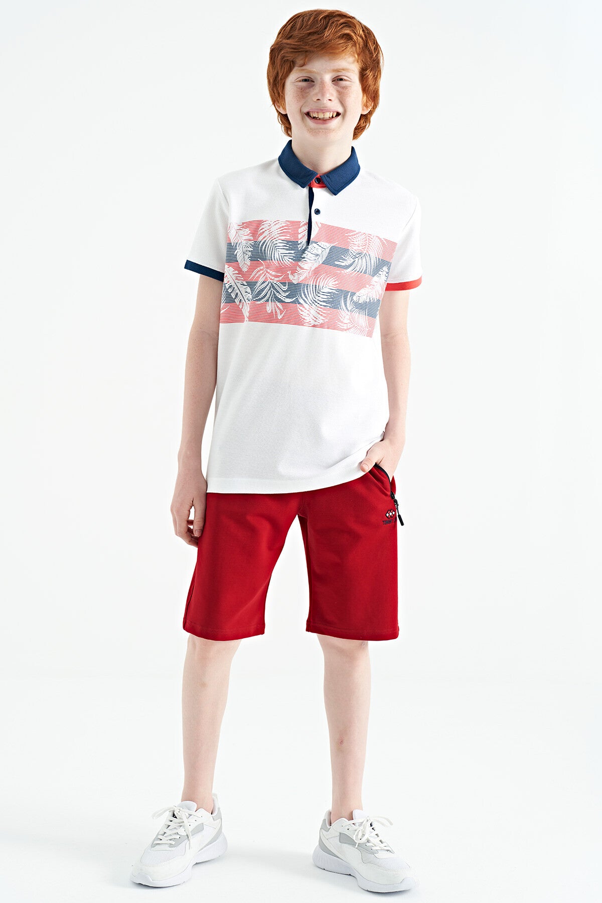 Standard Mold Detailed Print Polo Collar Boys' T-Shirt - 11101