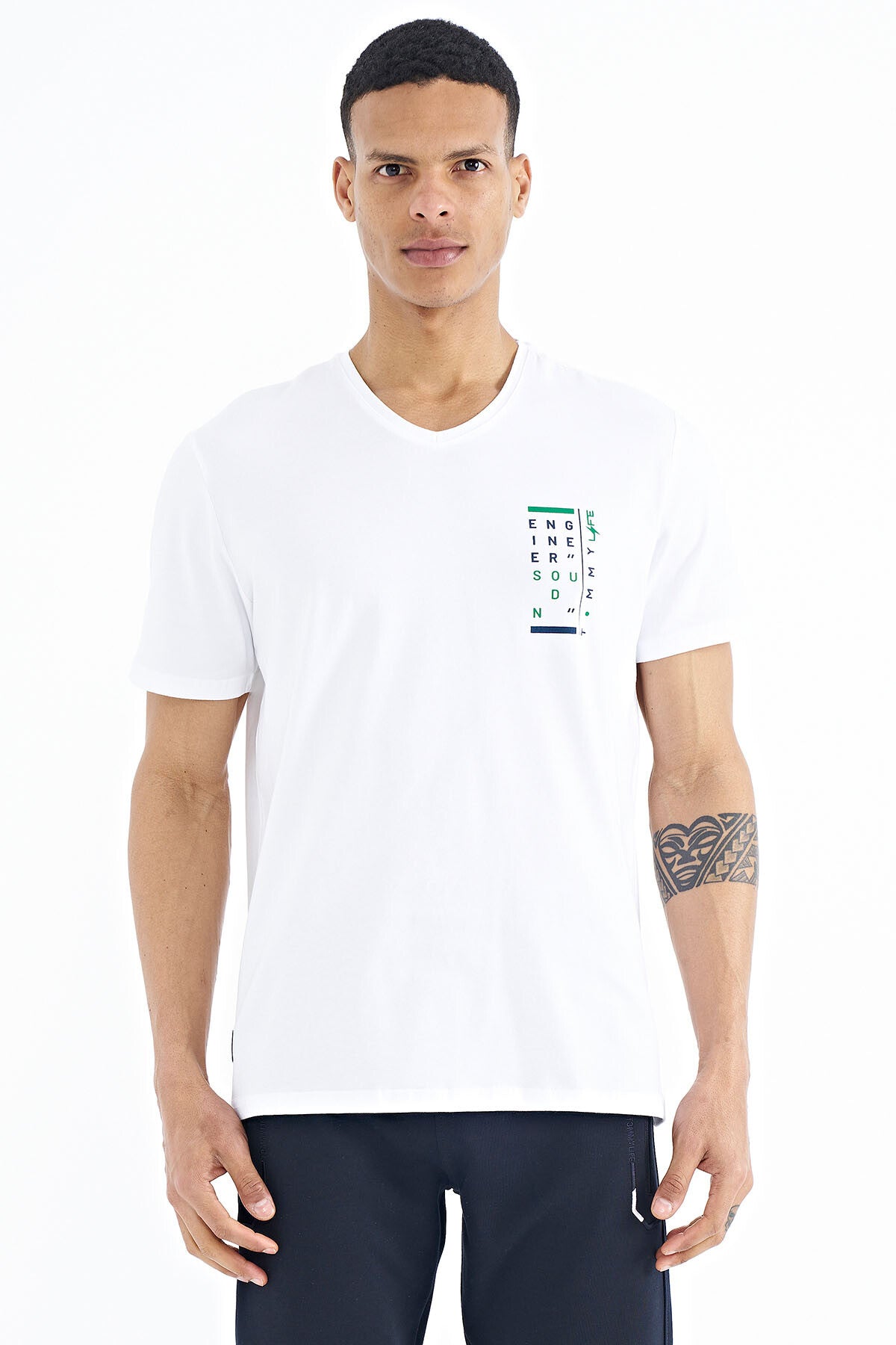 White Print Detailed V Neck Standard Fit Men's T-Shirt - 88186
