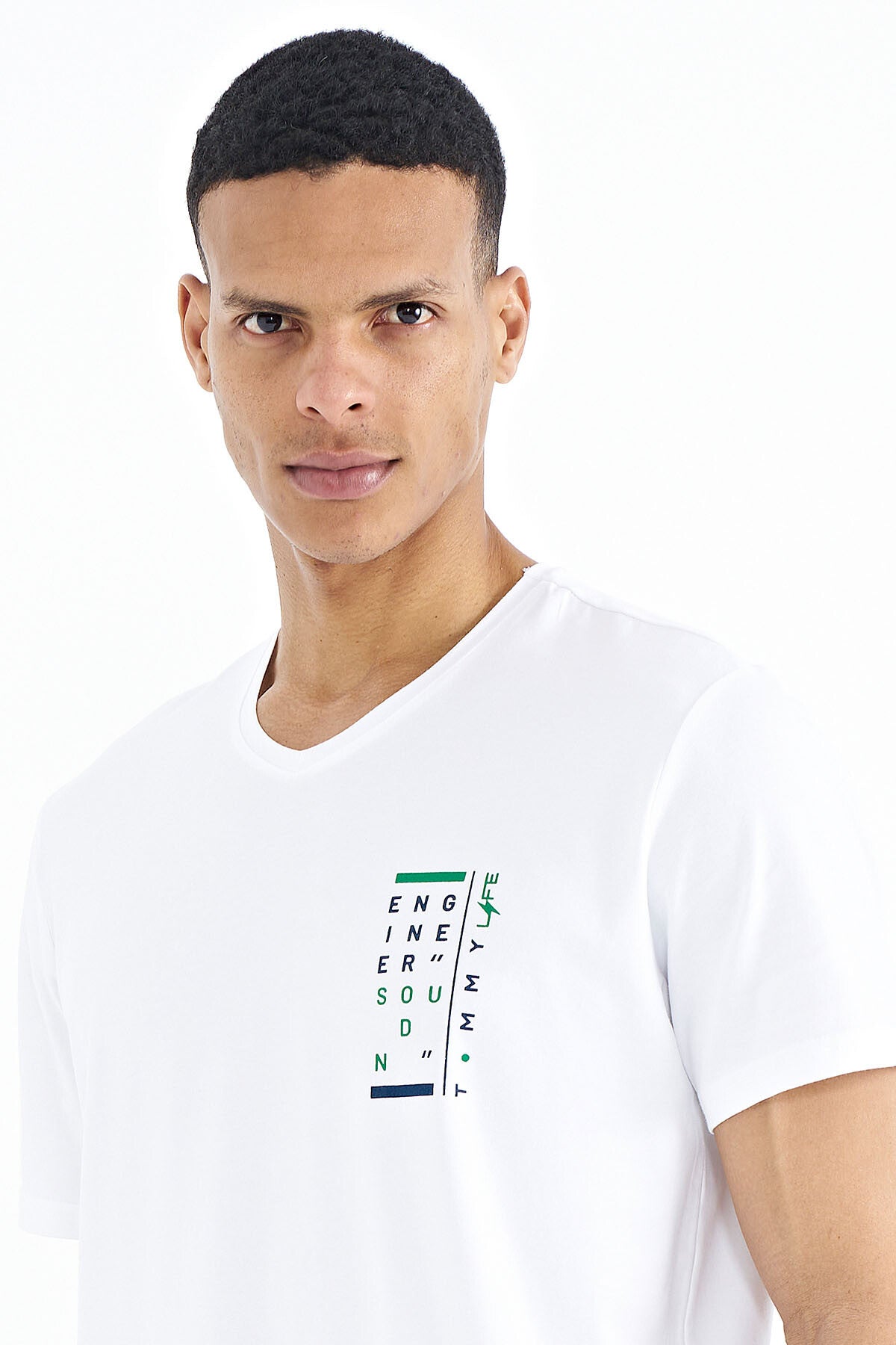 White Print Detailed V Neck Standard Fit Men's T-Shirt - 88186