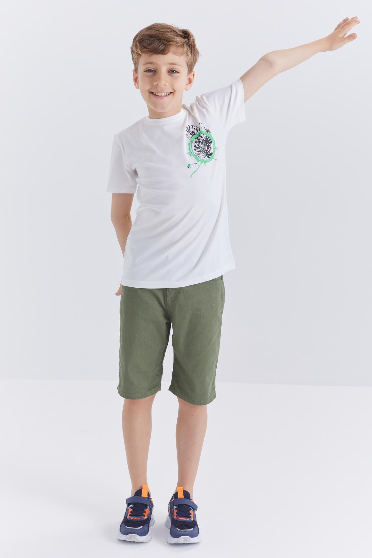 White Printed O Collar Short Sleeve Regular Fit Boys T-Shirt - 10867