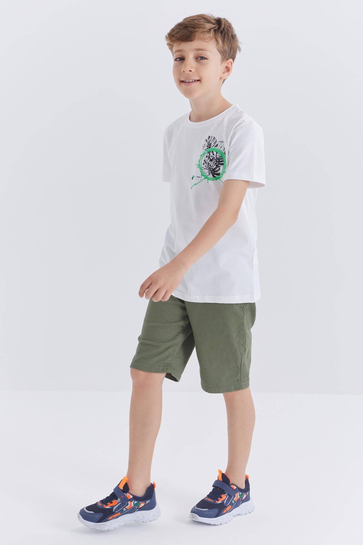 White Printed O Collar Short Sleeve Regular Fit Boys T-Shirt - 10867